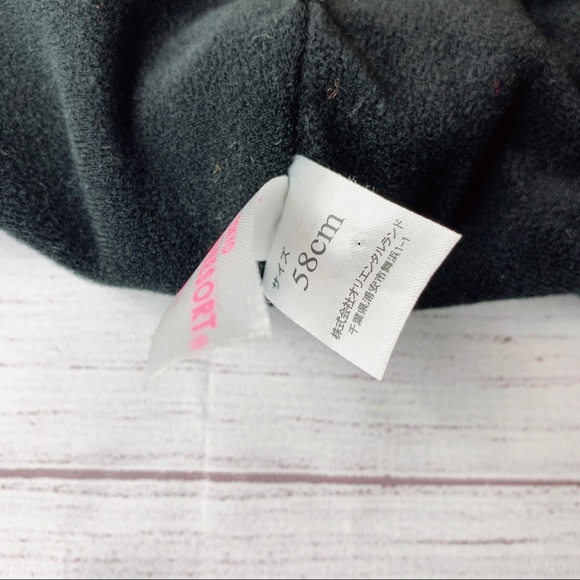 Tokyo Disneyland Minnie Mouse winter hat - Picture 4 of 7